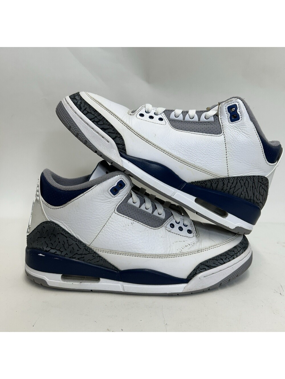 Nike Air Jordan 3 Retro “White Midnight Navy Cement Grey”